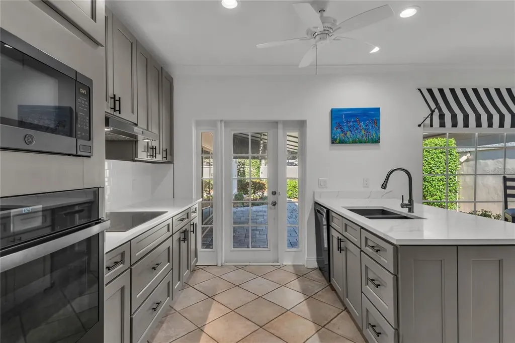 5957 Chesapeake Park Orlando FL 32819