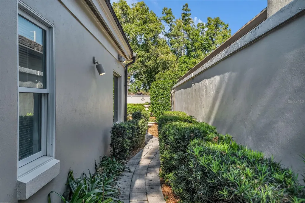 5957 Chesapeake Park Orlando FL 32819