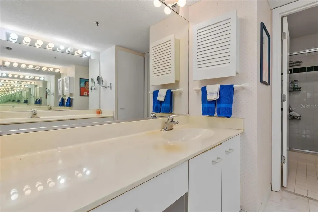 1309 Siesta Bayside Drive Sarasota FL 34242