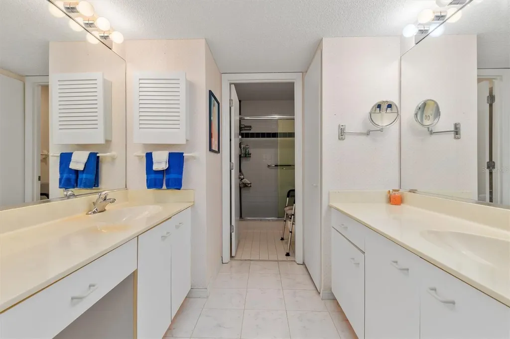 1309 Siesta Bayside Drive Sarasota FL 34242