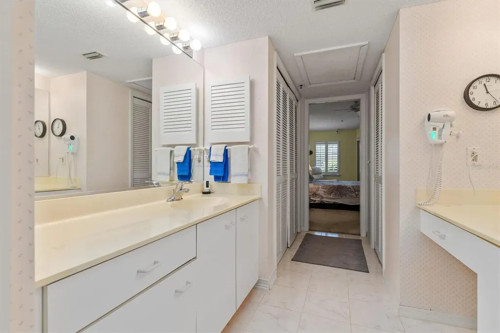 1309 Siesta Bayside Drive Sarasota FL 34242