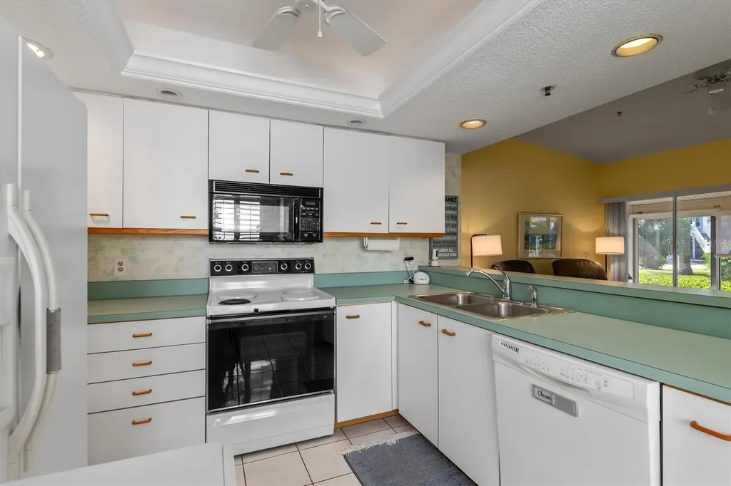 1309 Siesta Bayside Drive Sarasota FL 34242