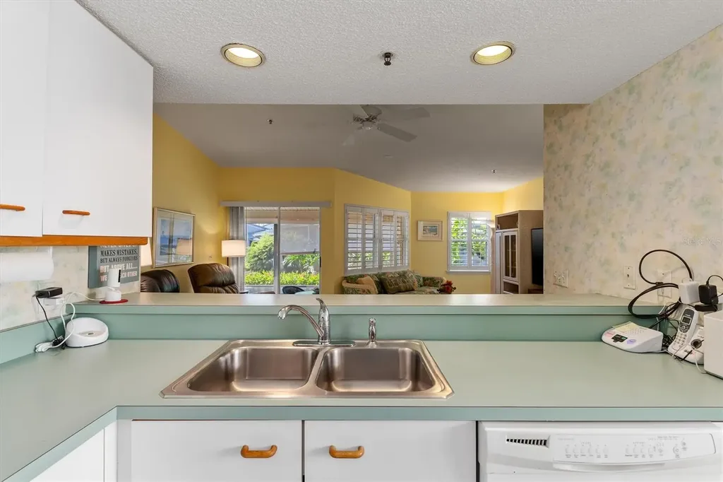 1309 Siesta Bayside Drive Sarasota FL 34242