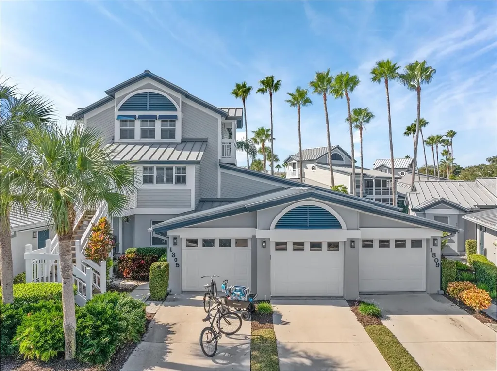 1309 Siesta Bayside Drive Sarasota FL 34242