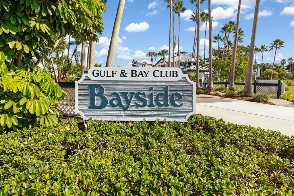 1309 Siesta Bayside Drive Sarasota FL 34242