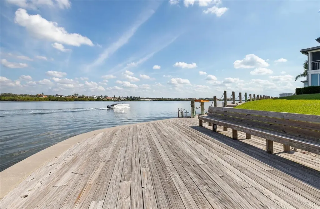 1309 Siesta Bayside Drive Sarasota FL 34242