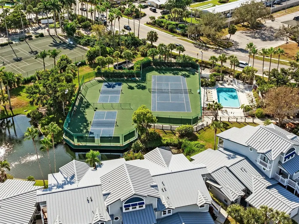 1309 Siesta Bayside Drive Sarasota FL 34242