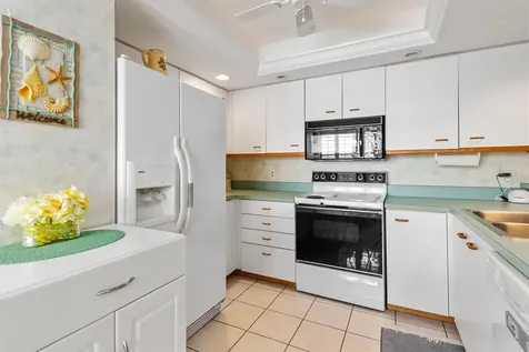 1309 Siesta Bayside Drive Sarasota FL 34242