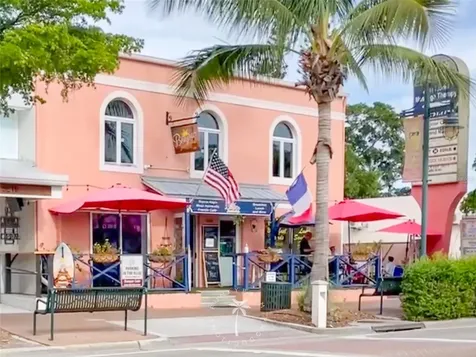 1309 Siesta Bayside Drive Sarasota FL 34242