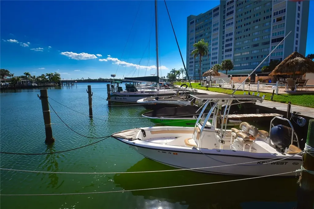 51 Island Way Clearwater FL 33767