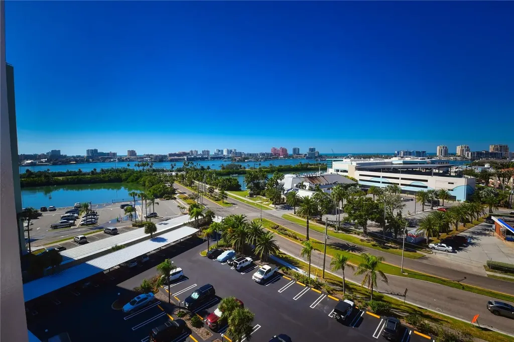 51 Island Way Clearwater FL 33767