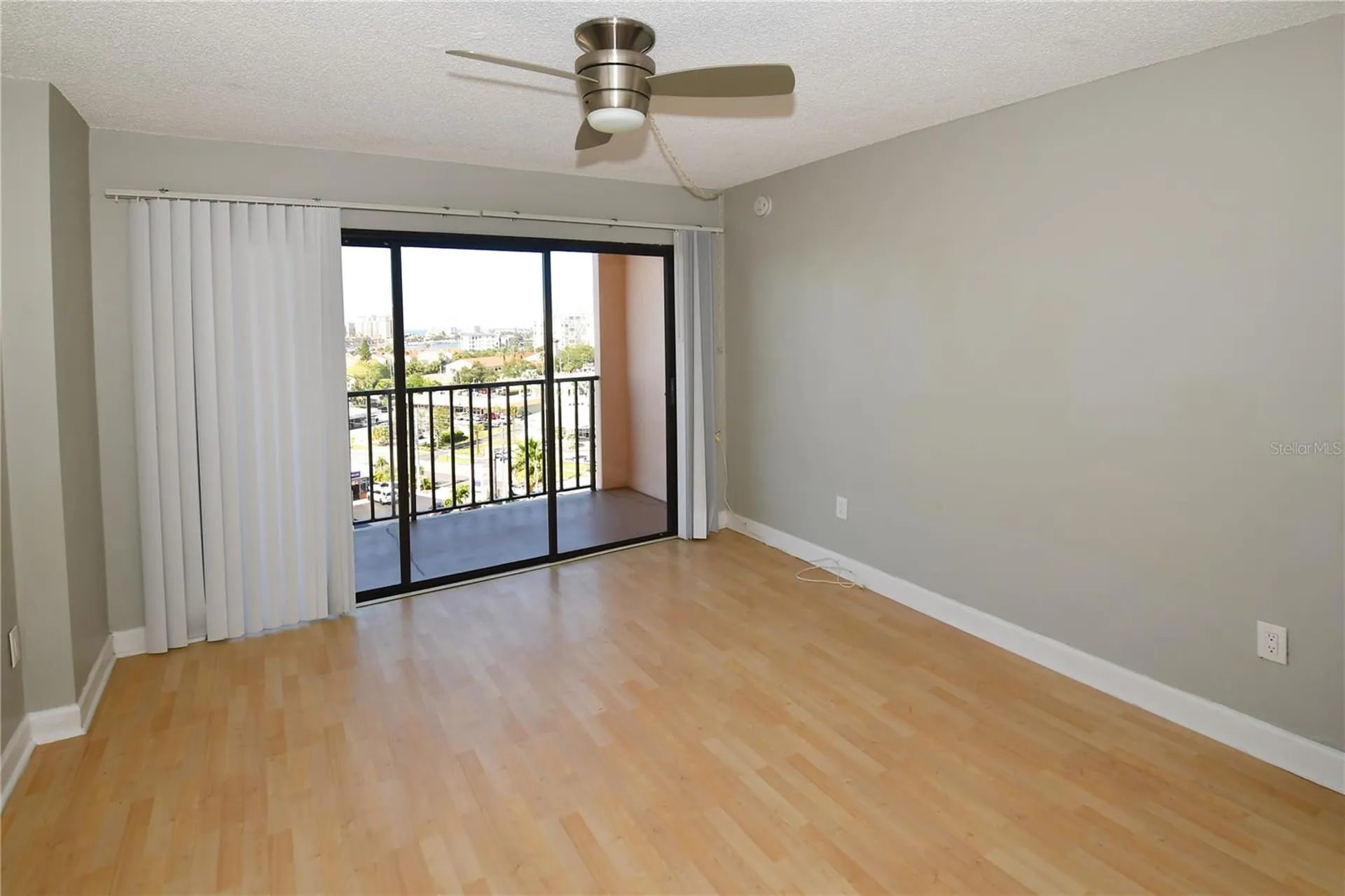 51 Island Way Clearwater FL 33767