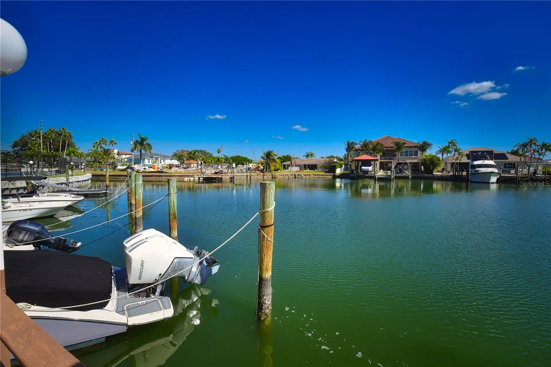 51 Island Way Clearwater FL 33767