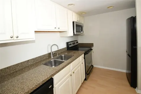 51 Island Way Clearwater FL 33767