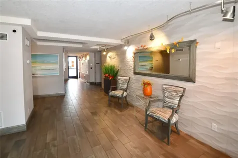 51 Island Way Clearwater FL 33767