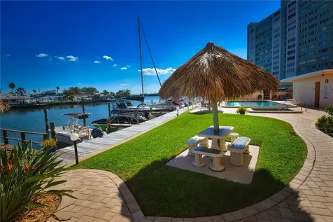 51 Island Way Clearwater FL 33767