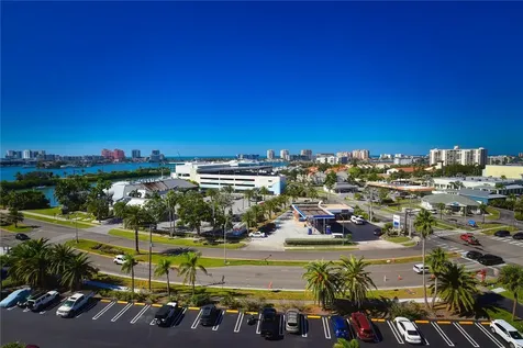 51 Island Way Clearwater FL 33767