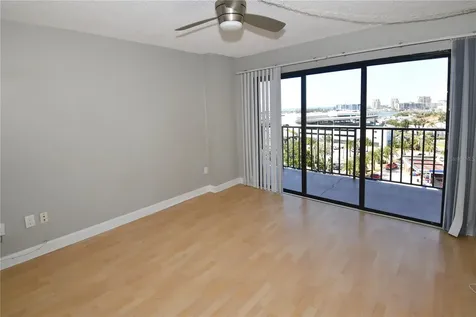 51 Island Way Clearwater FL 33767