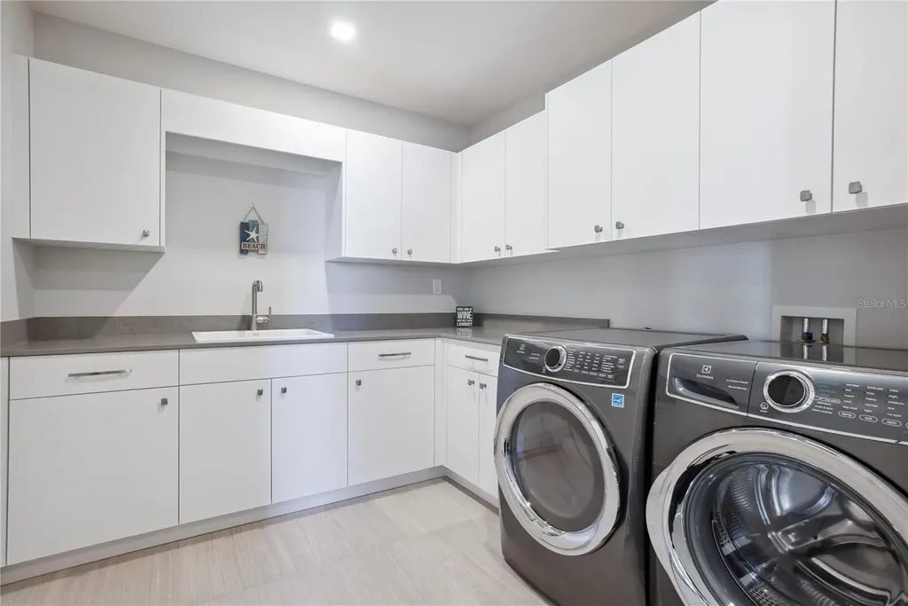 6100 Midnight Pass Road Sarasota FL 34242