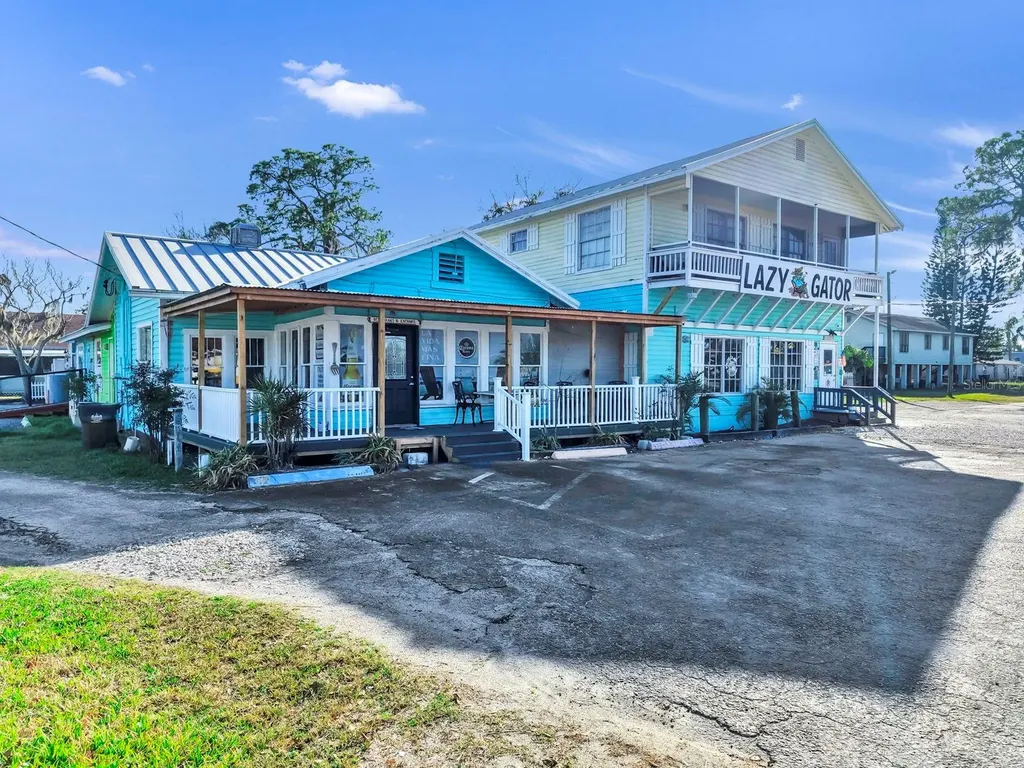 102 W Shell Point Road Ruskin FL 33570