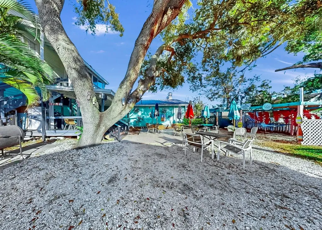 102 W Shell Point Road Ruskin FL 33570