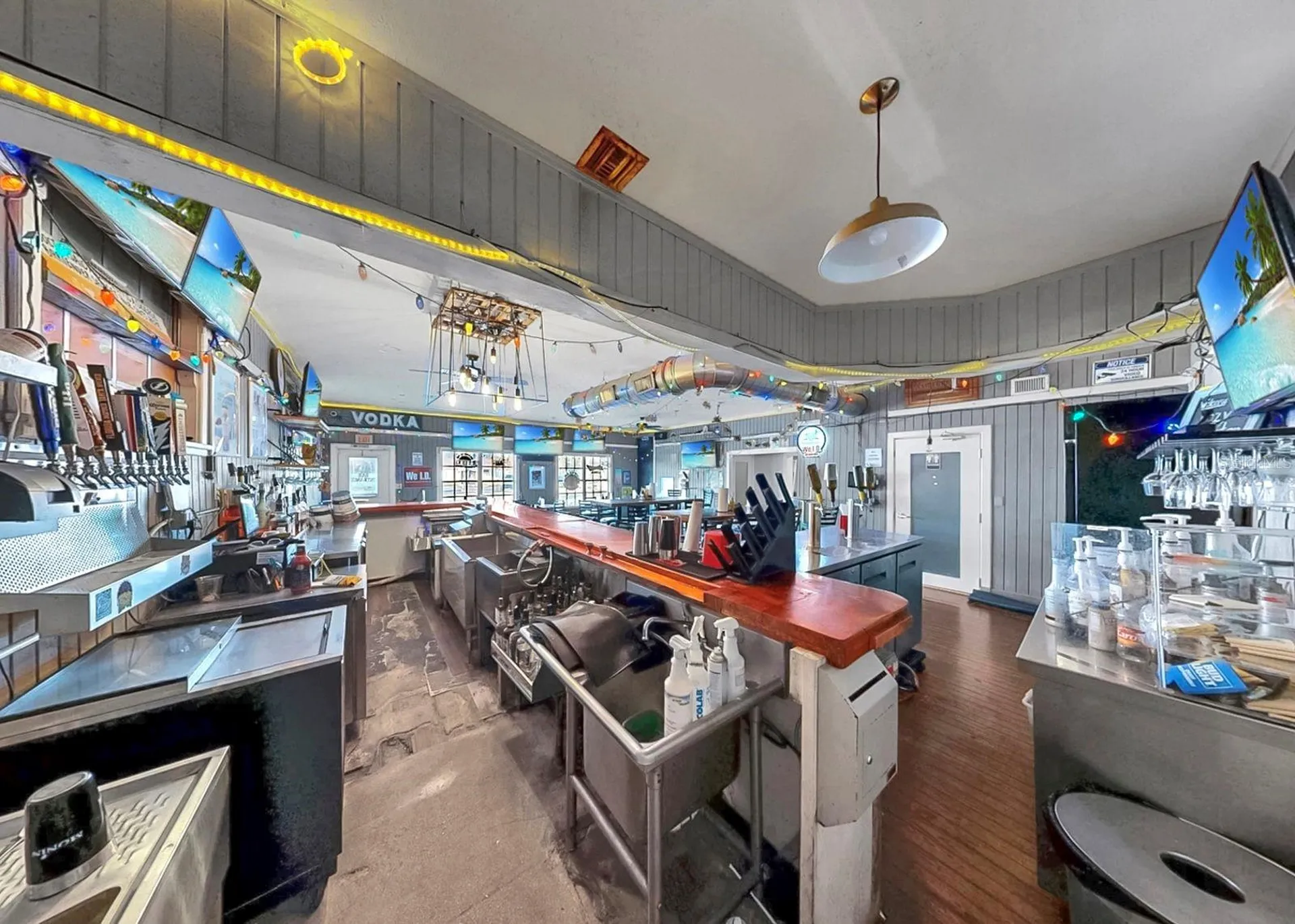 102 W Shell Point Road Ruskin FL 33570