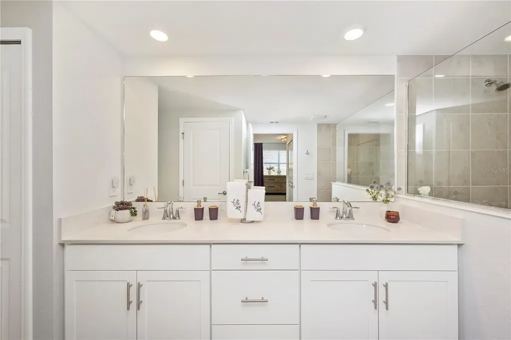 17715 Boracay Court Venice FL 34293
