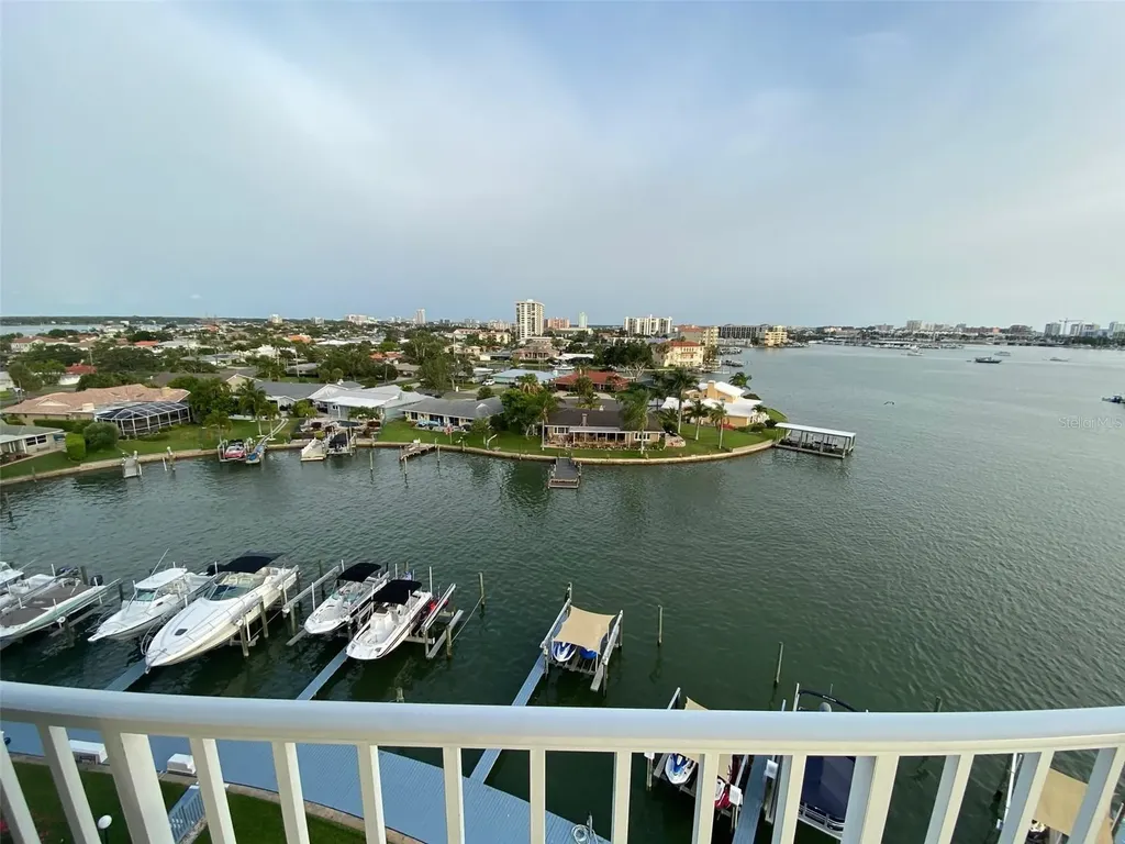 610 Island Way Clearwater Beach FL 33767
