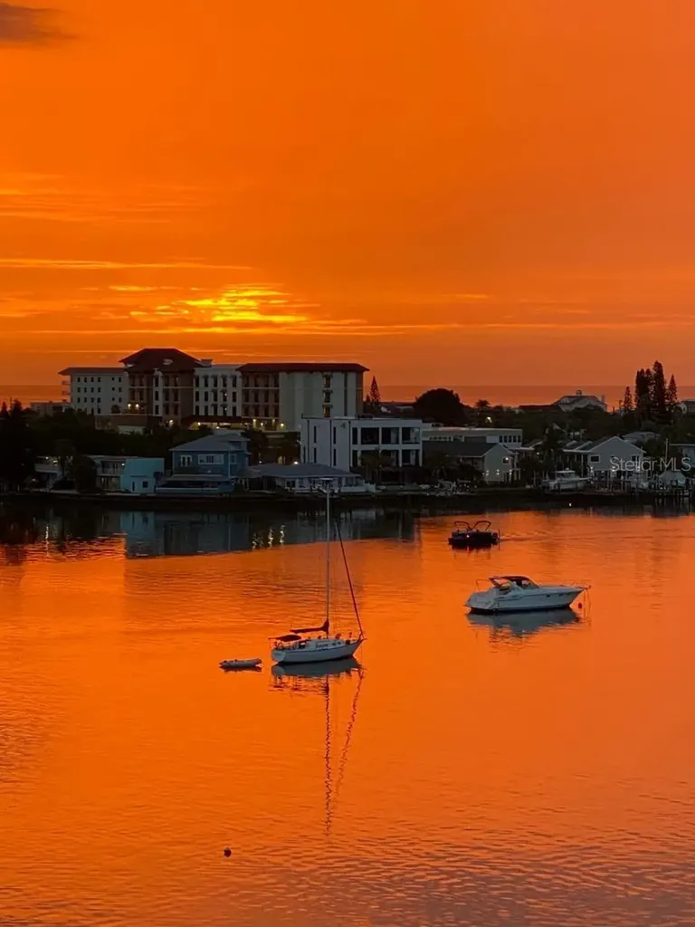 610 Island Way Clearwater Beach FL 33767