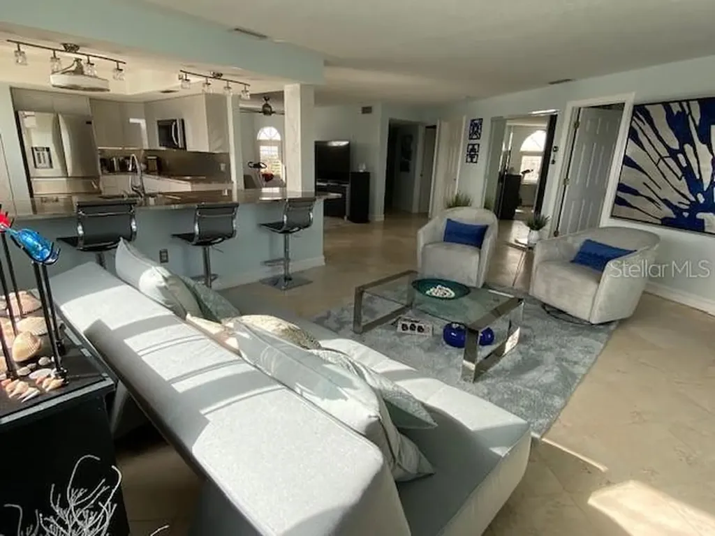 610 Island Way Clearwater Beach FL 33767