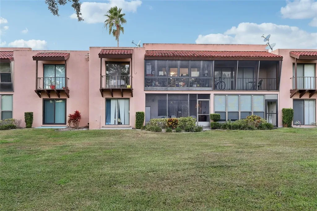 202 La Casa Lake Wales FL 33898