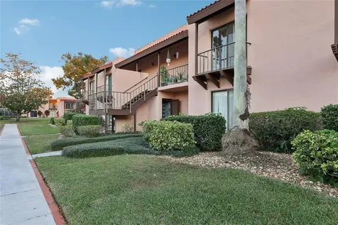 202 La Casa Lake Wales FL 33898