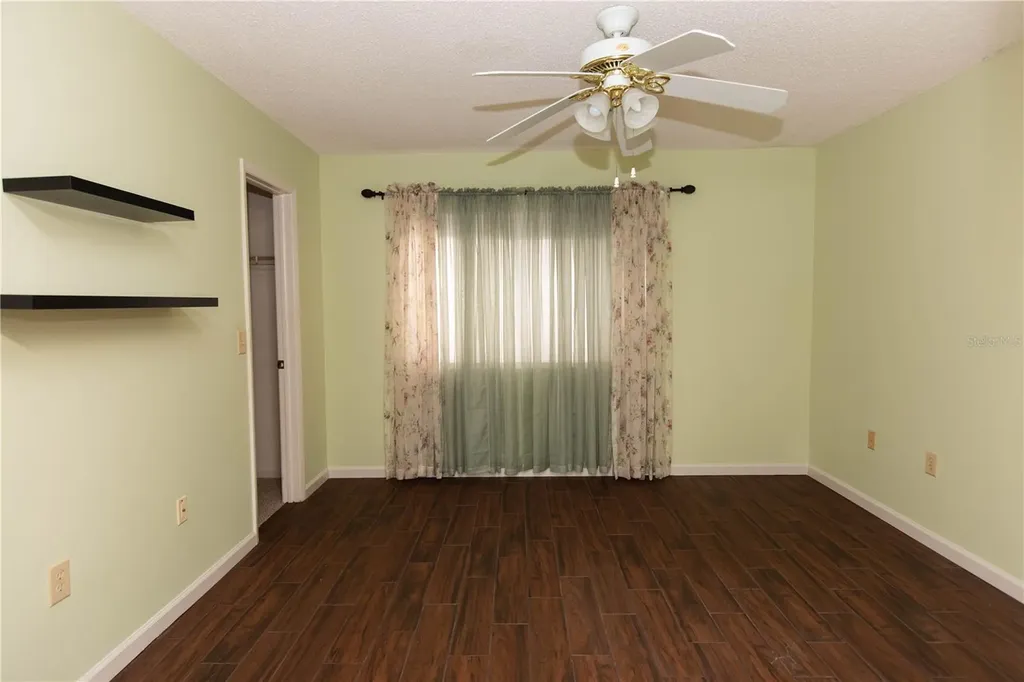 9410 Nakoma Way Weeki Wachee FL 34613