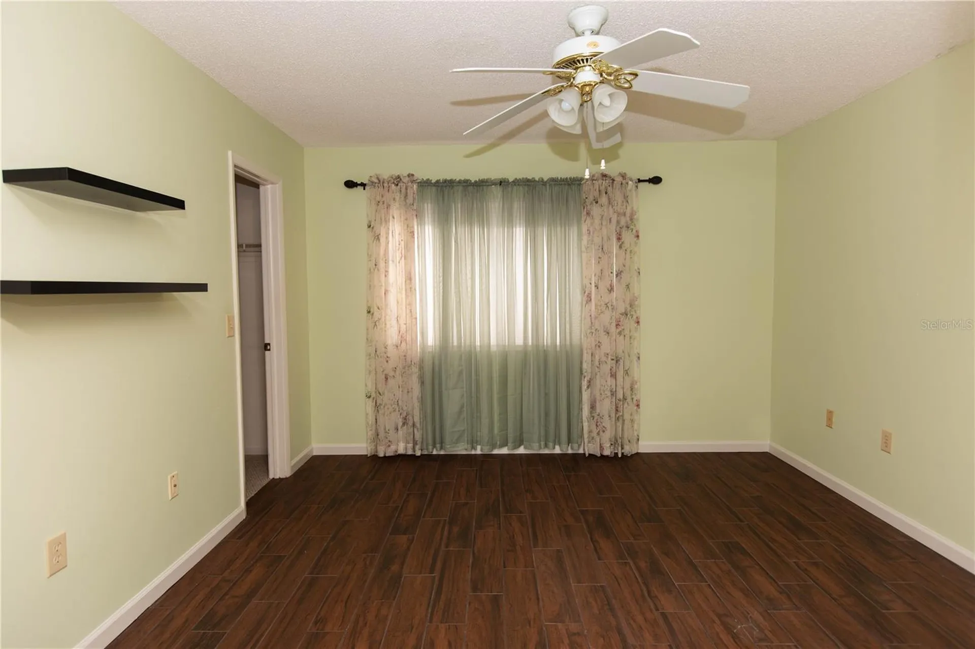 9410 Nakoma Way Weeki Wachee FL 34613