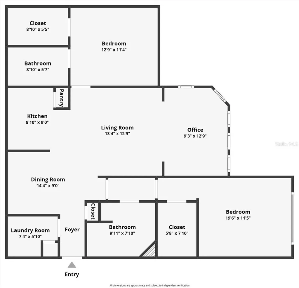 2747 Via Capri Clearwater FL 33764