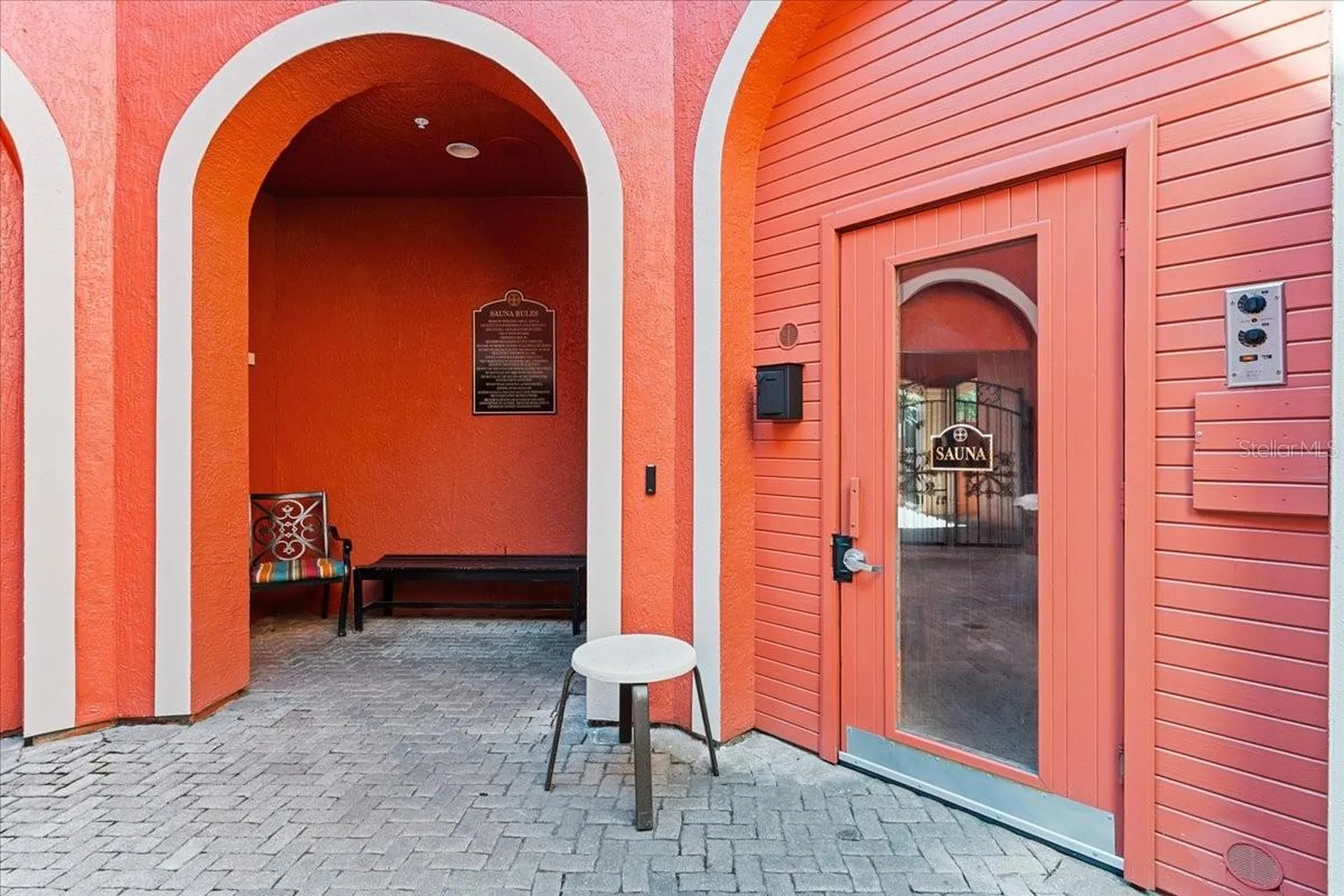 2747 Via Capri Clearwater FL 33764
