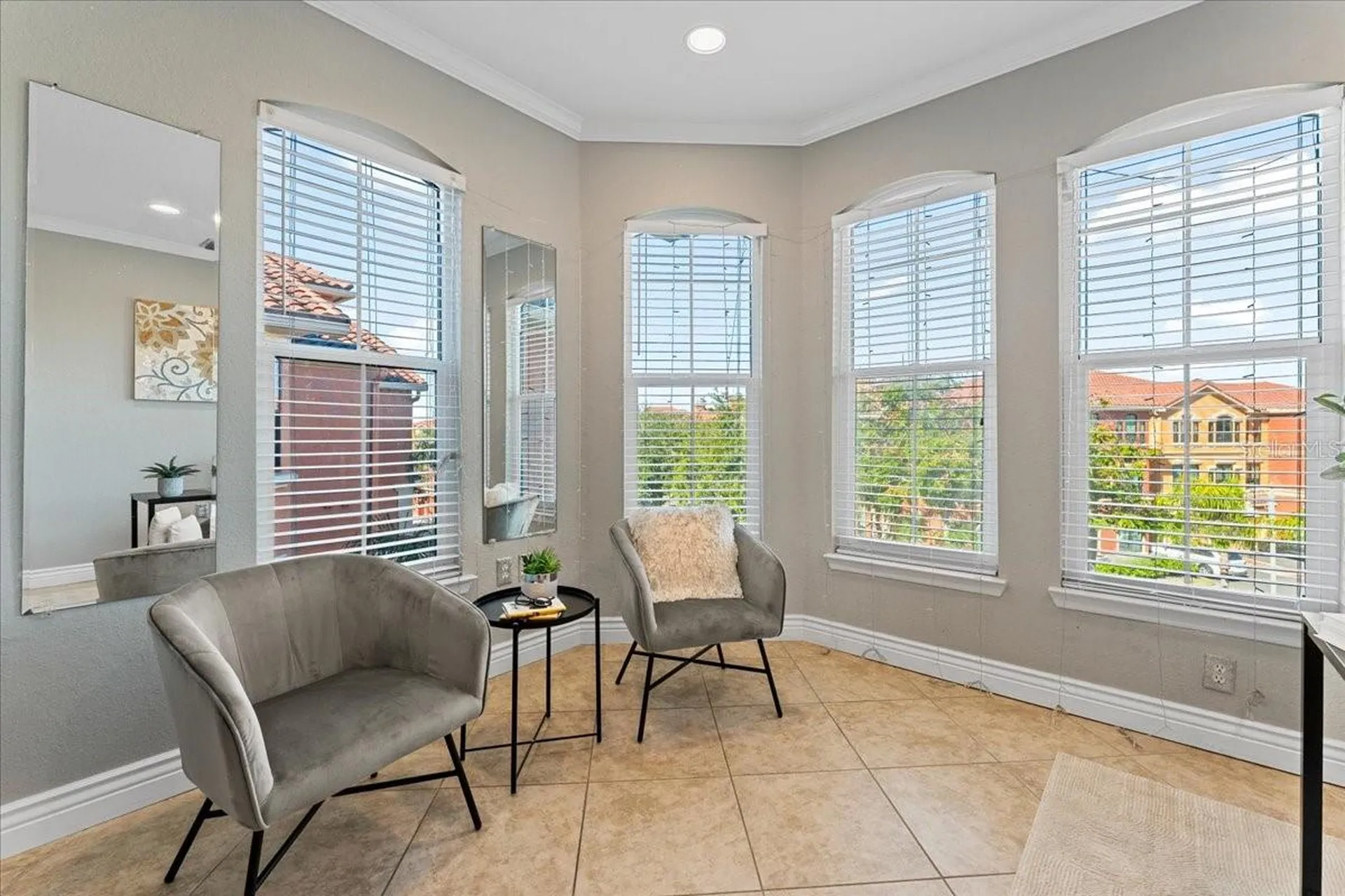 2747 Via Capri Clearwater FL 33764