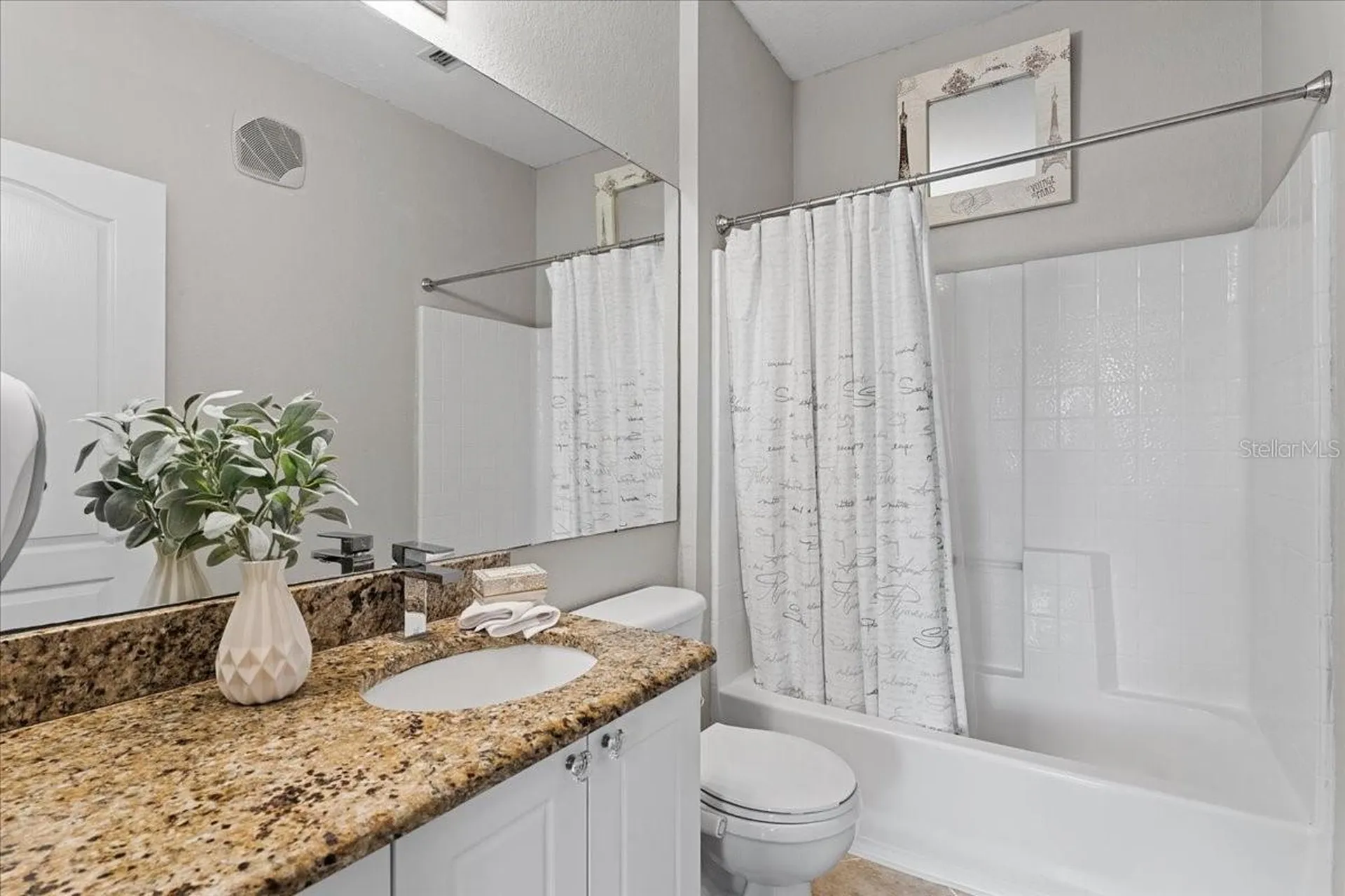 2747 Via Capri Clearwater FL 33764