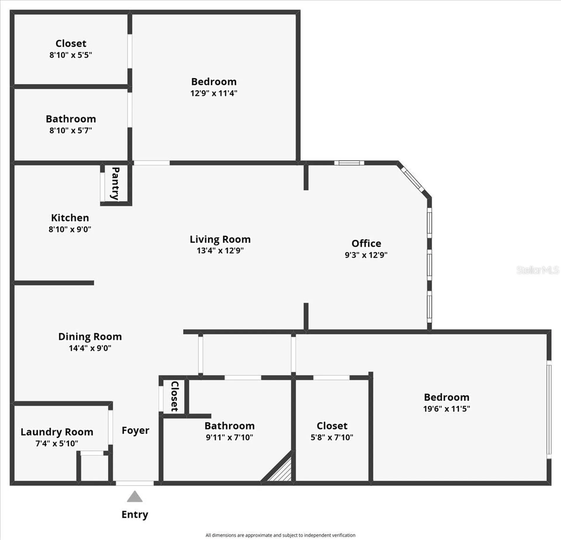 2747 Via Capri Clearwater FL 33764