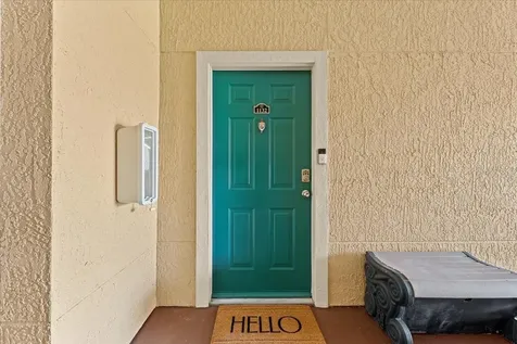 2747 Via Capri Clearwater FL 33764