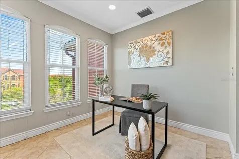 2747 Via Capri Clearwater FL 33764