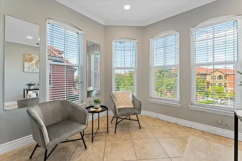 2747 Via Capri Clearwater FL 33764