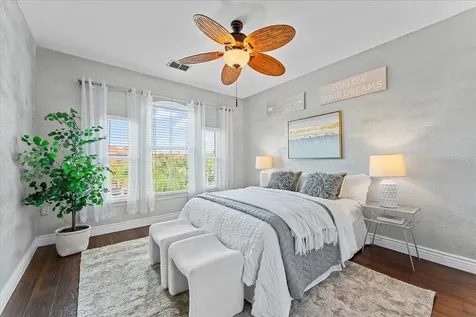 2747 Via Capri Clearwater FL 33764