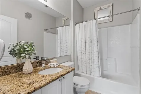 2747 Via Capri Clearwater FL 33764