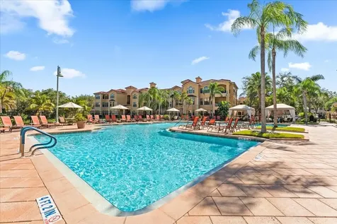 2747 Via Capri Clearwater FL 33764