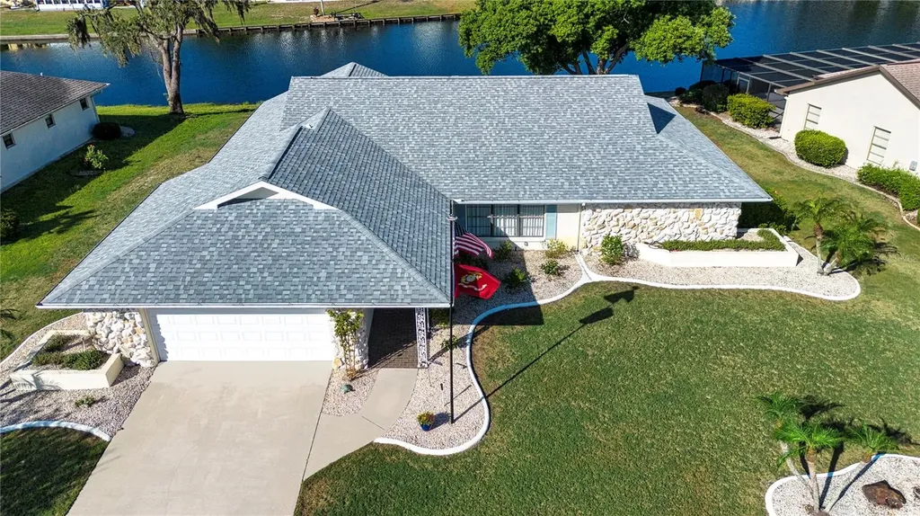 2016 E View Drive Sun City Center FL 33573