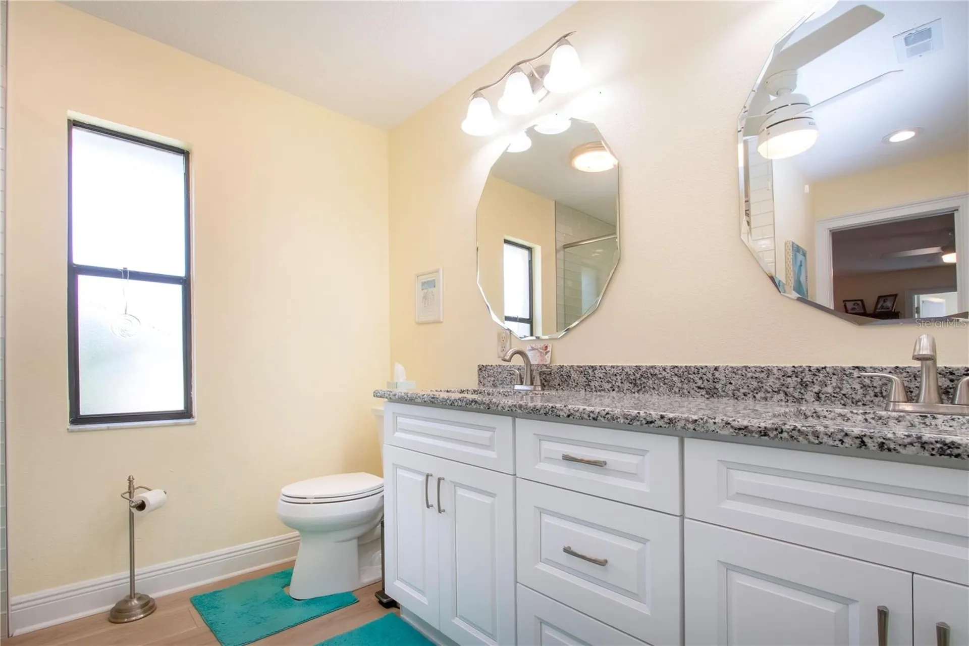 2016 E View Drive Sun City Center FL 33573