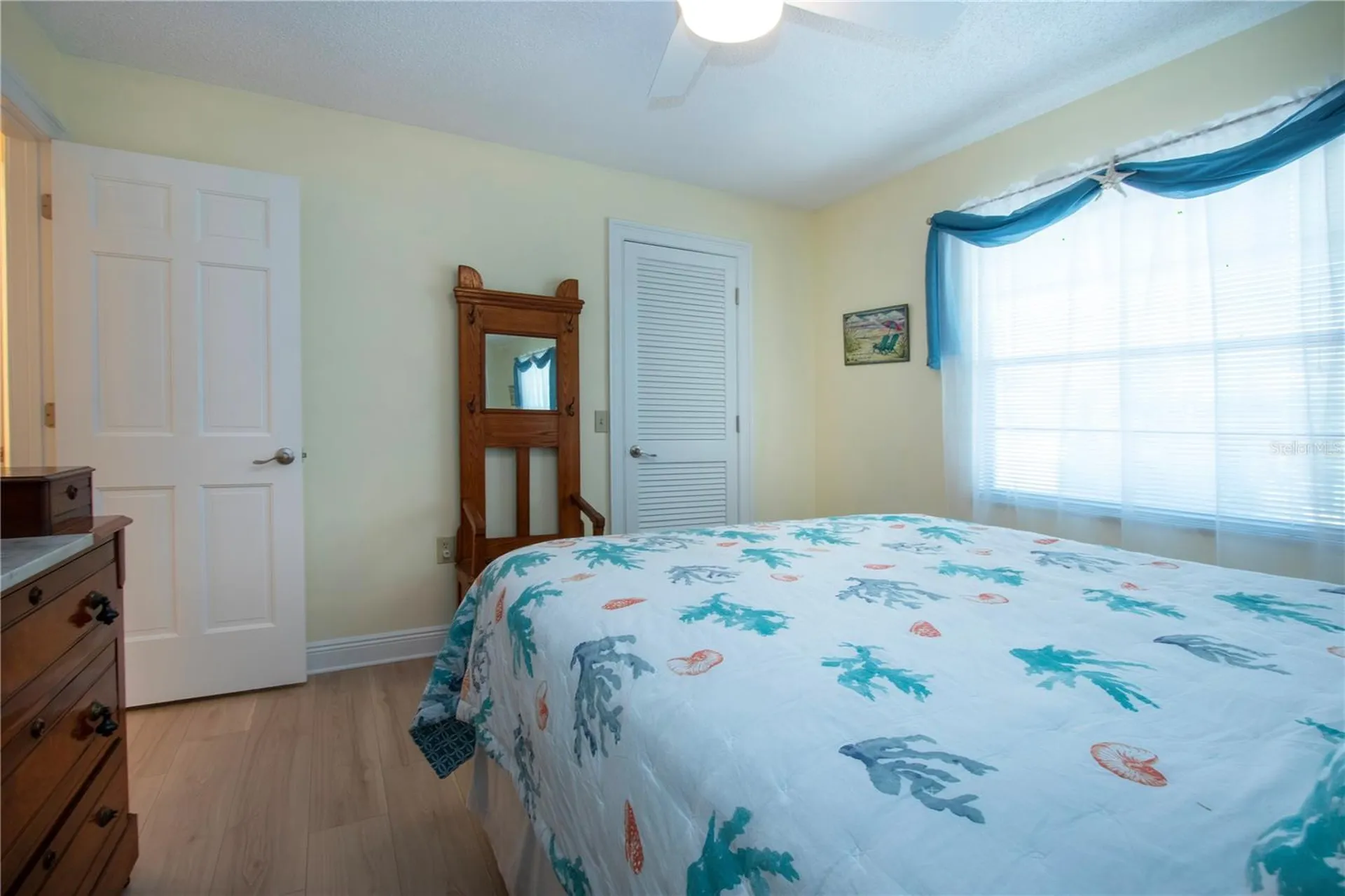 2016 E View Drive Sun City Center FL 33573
