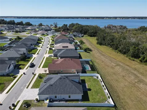319 Travelers Creek Drive Auburndale FL 33823