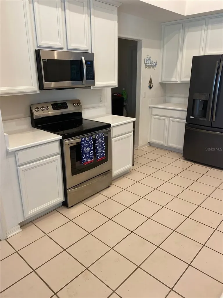 468 Alinole Loop Lake Mary FL 32746